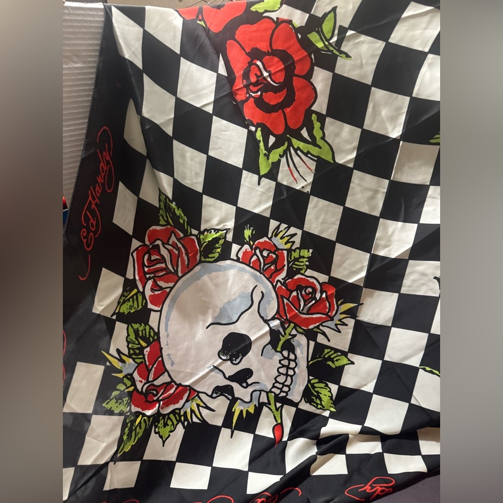 Ed Hardy Checkered Skull and Roses Scarf BNWT - Picture 4 of 9